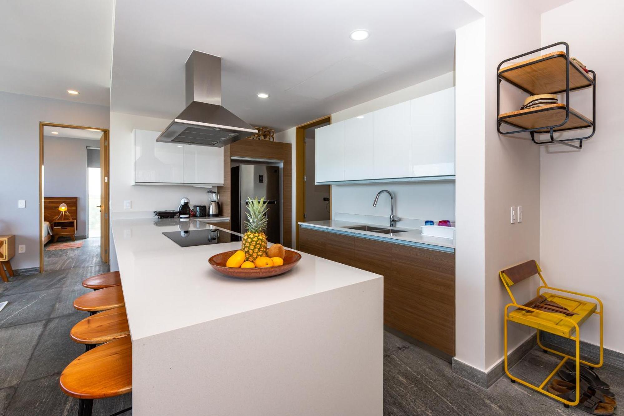 Ocean View Condo - Beach, Pool & Jacuzzi! แคนคูน ภายนอก รูปภาพ